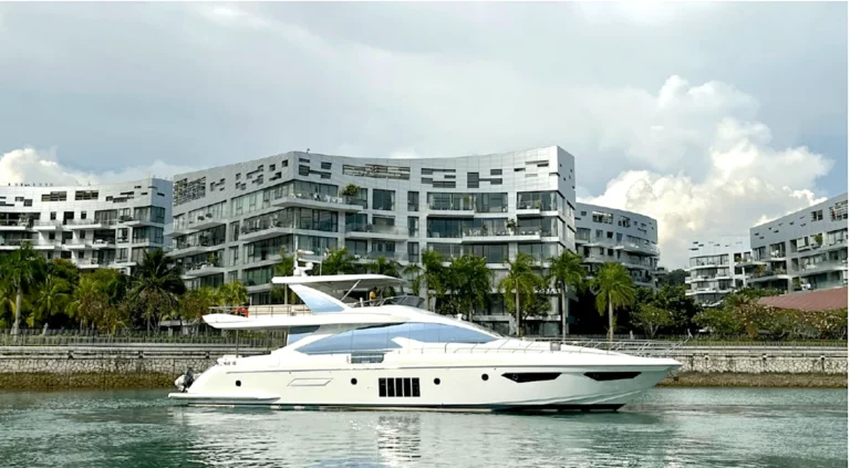 Azimut 80 Yacht for Sale