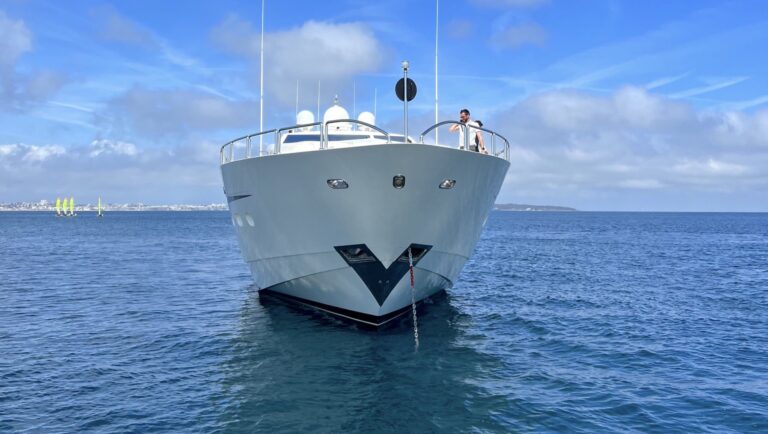 34 m Leopard Yacht Charter | 11 Guests Yacht for Charter