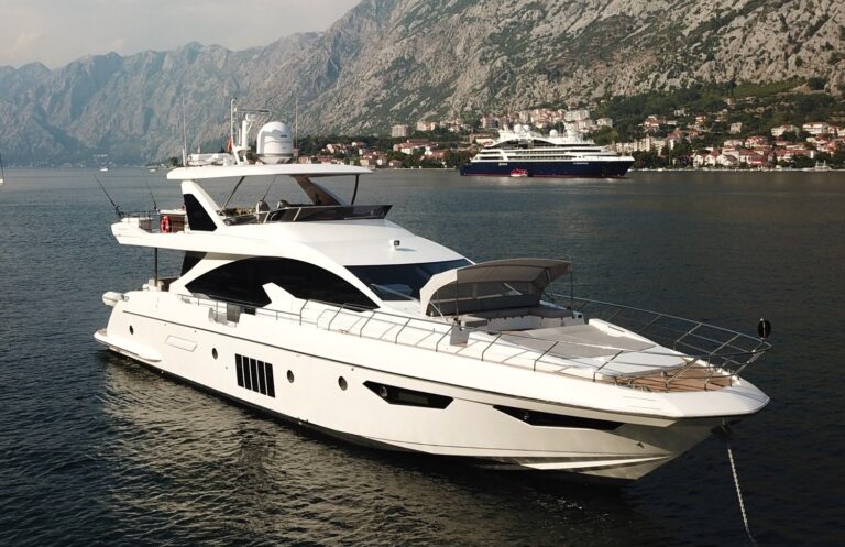 Azimut 80 Fly for Sale